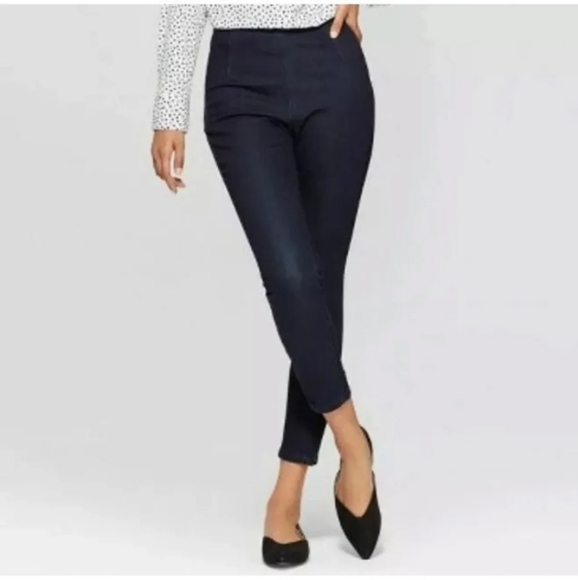 a new day skinny high rise fitted hip and thigh